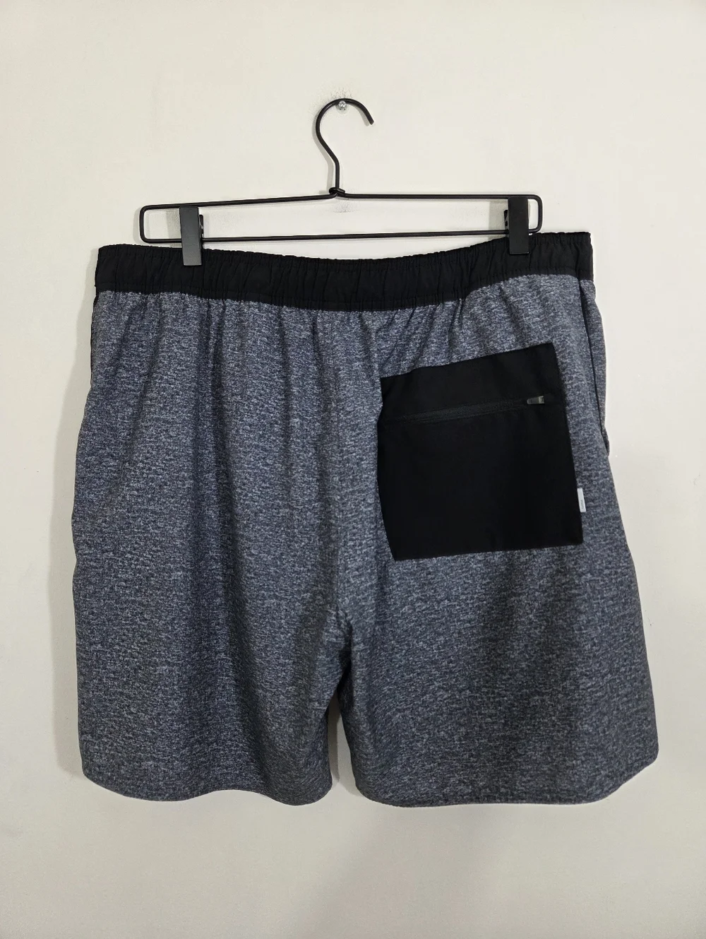 Vuori Men's Trail Short V341 Grey Lined Running Athletic Grey Black Size XL